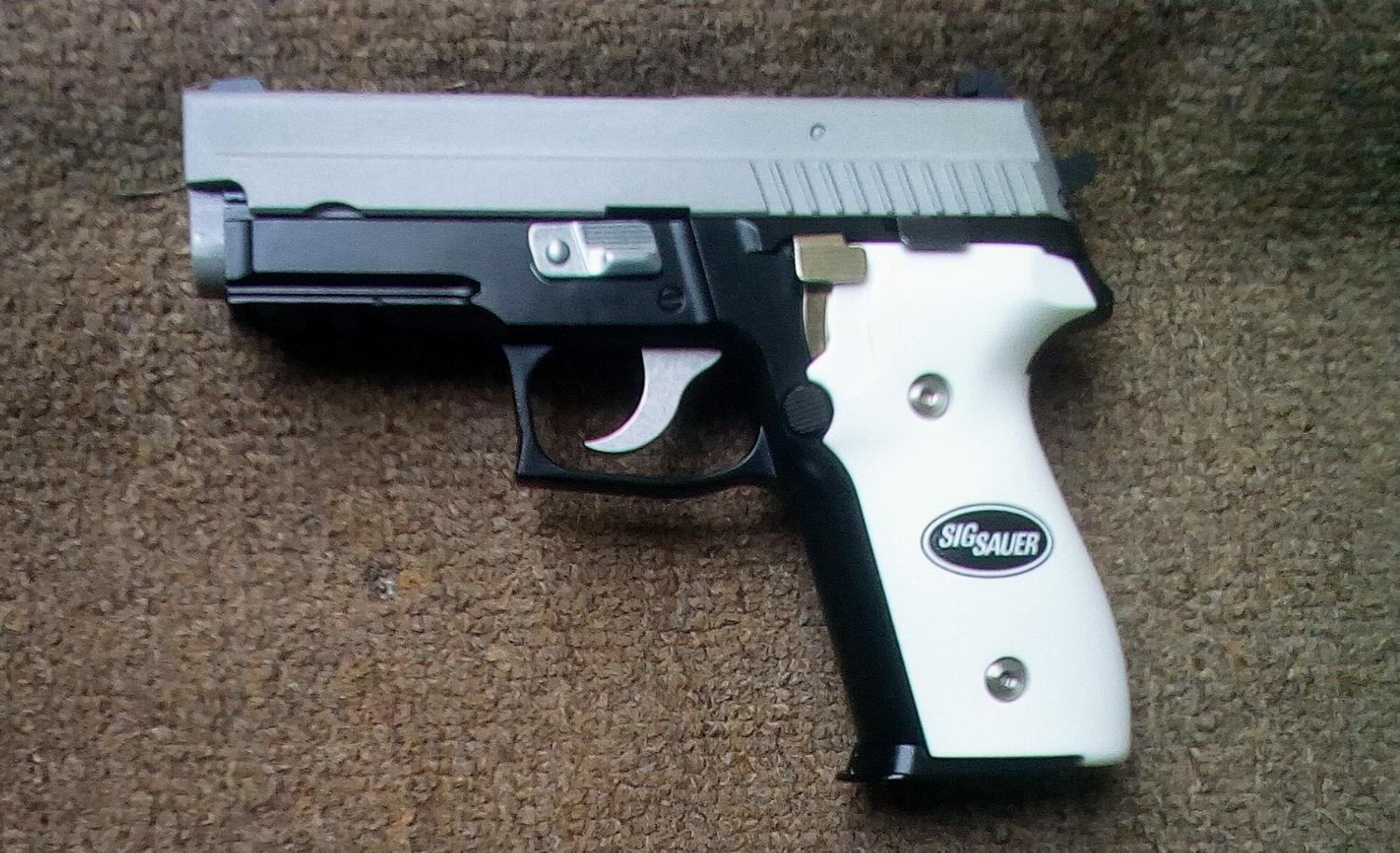 Kjw Sig P Gbb Mm Gas Pistols Airsoft Forums Uk