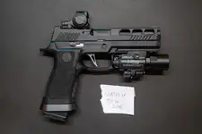 M17 P320 Pro Cut 4.7 on Full Frame + Romeo-X Pro Green Dot + Surefire X400 Green Laser/Torch