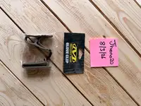 Mechanix Glove clip