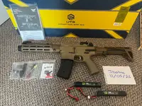 Upgraded: Double Eagle M923G DEX556 AEG M4