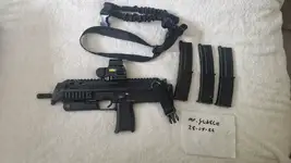 WE MP7