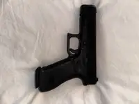 Umarex GLOCK 17 Gen5 Gas Airsoft Pistol