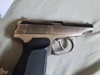 We makarov