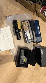 2x Airsoft Red Dot Sights