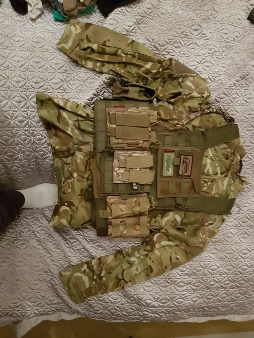 Full airsoft kit - Electric Rifles - Airsoft Forums UK