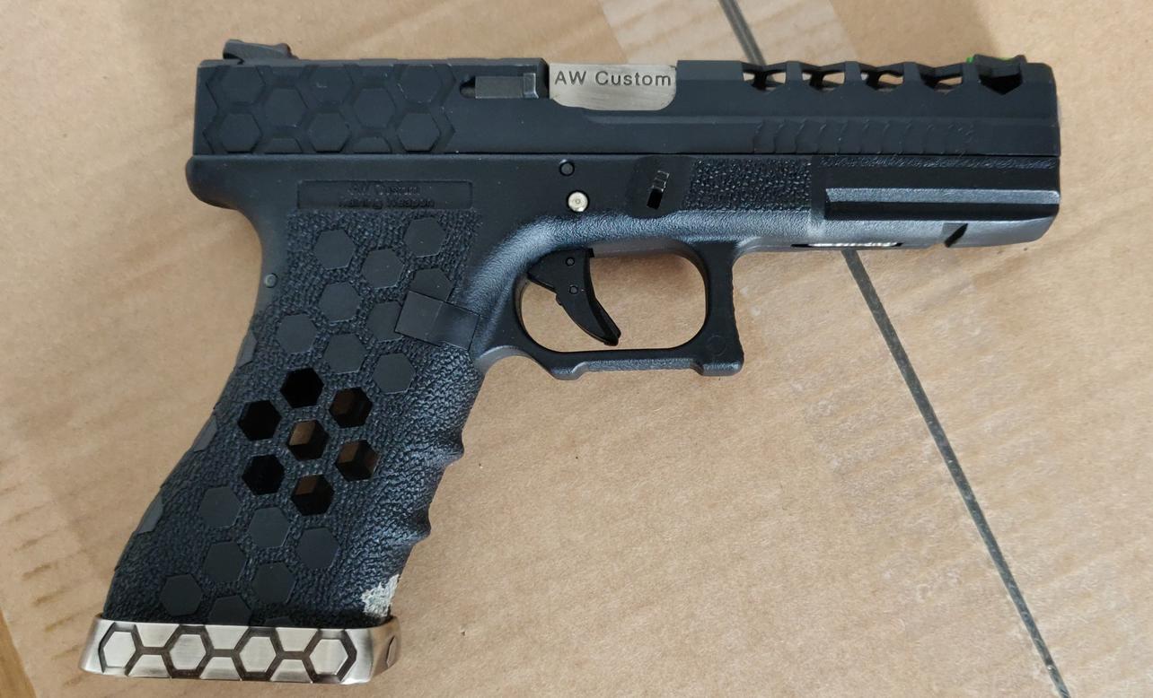 Armourer Works Custom VX0101 Glock - Gas Pistols - Airsoft Forums UK