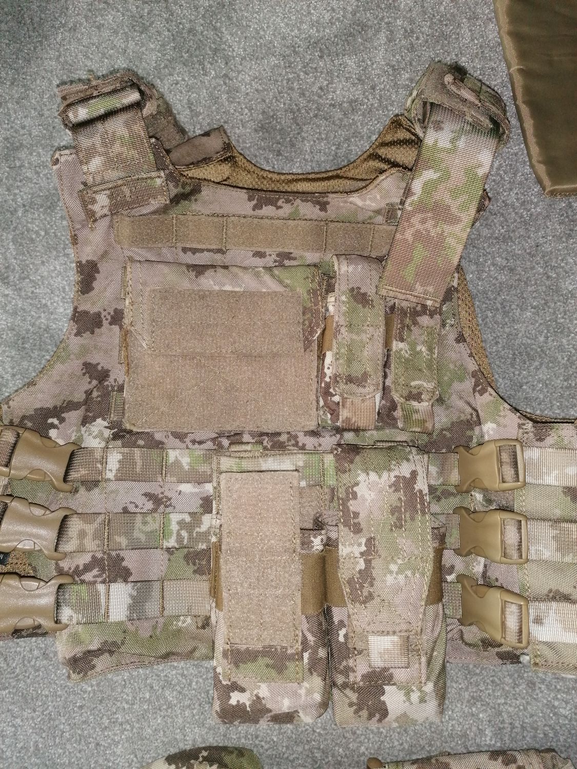 Defcon 6 chest rig with pouches - Gear - Airsoft Forums UK