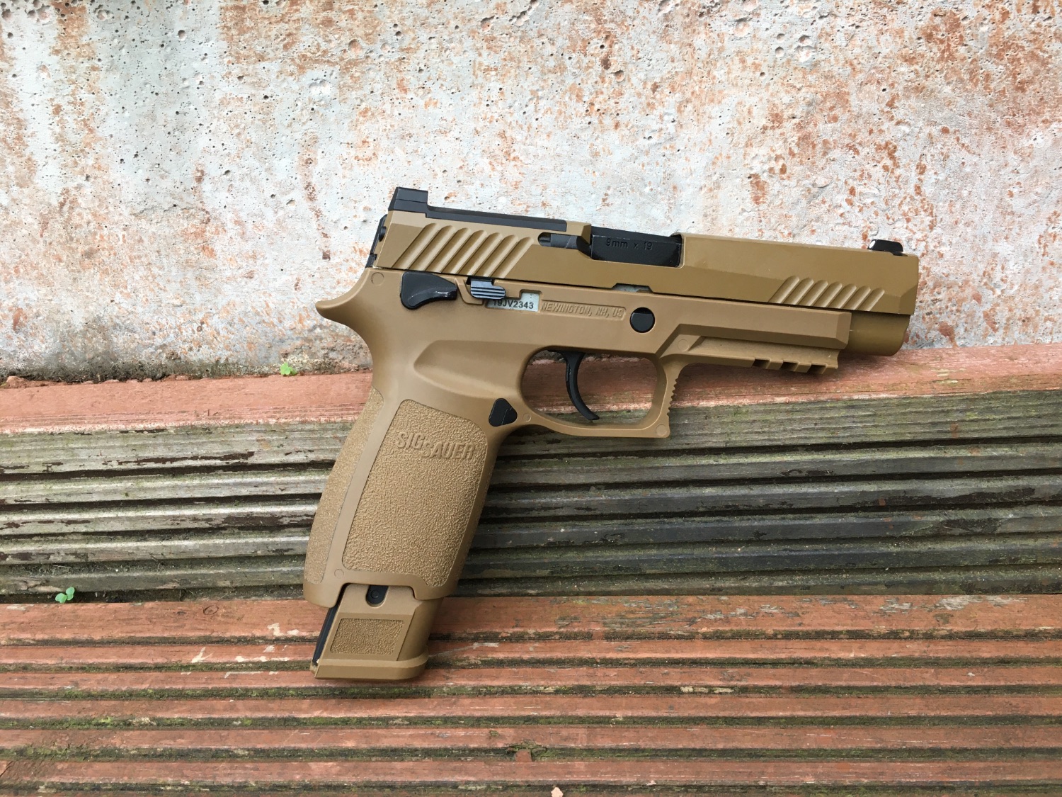 SigAir M17 Profirce Gbb Co2 - Gas Pistols - Airsoft Forums UK