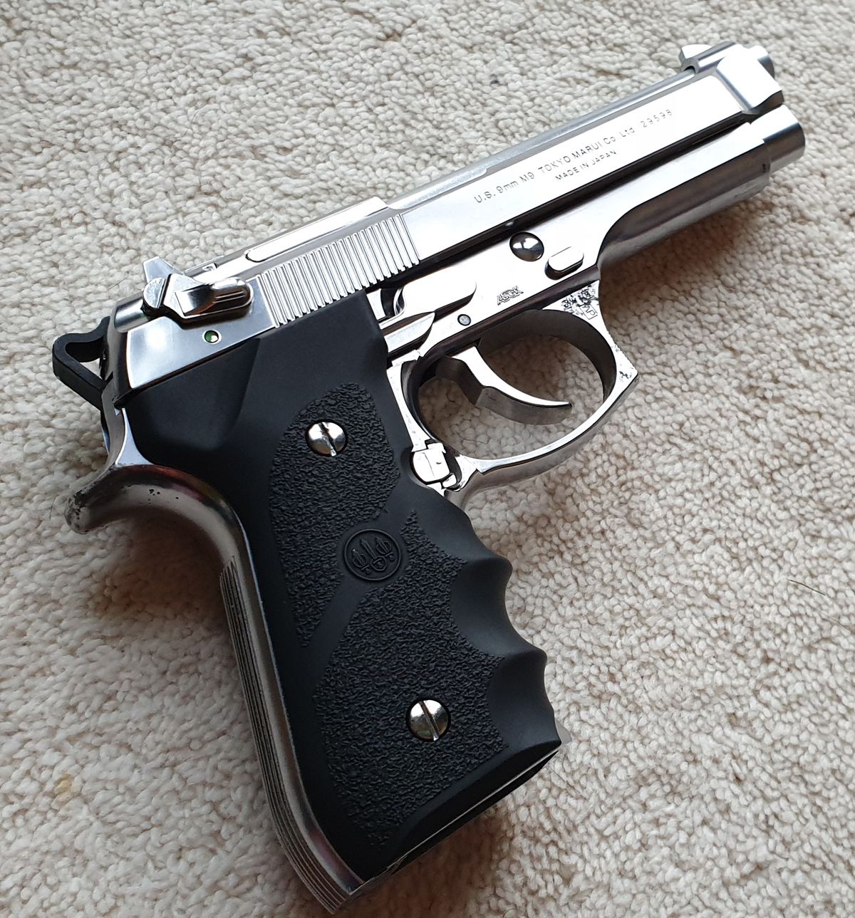 Beretta M92F Chrome Stainless Silver GBB Pistol Tokyo Marui - Gas ...