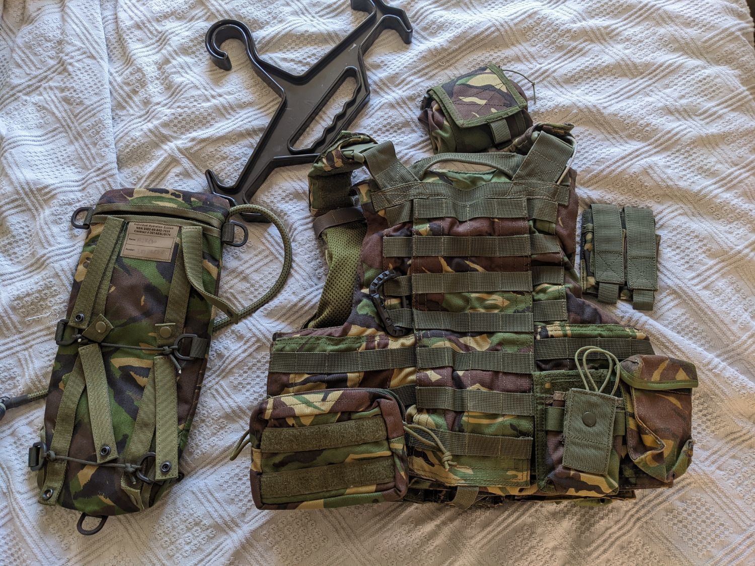 Defcon 5 DPM Plate Carrier - Gear - Airsoft Forums UK