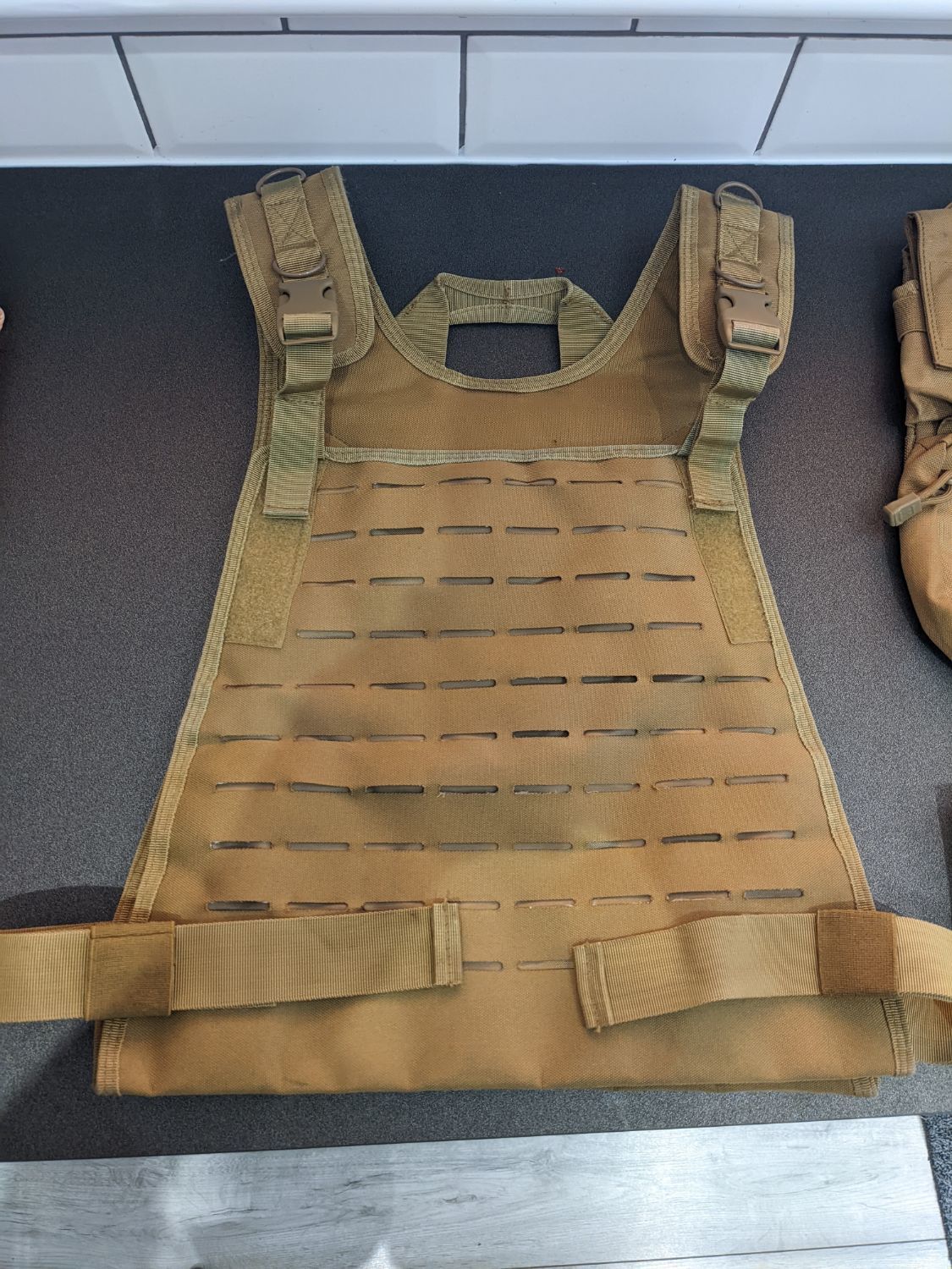 GFC MBSS Laser Cut Tactical vest with Pouches . - Gear - Airsoft Forums UK