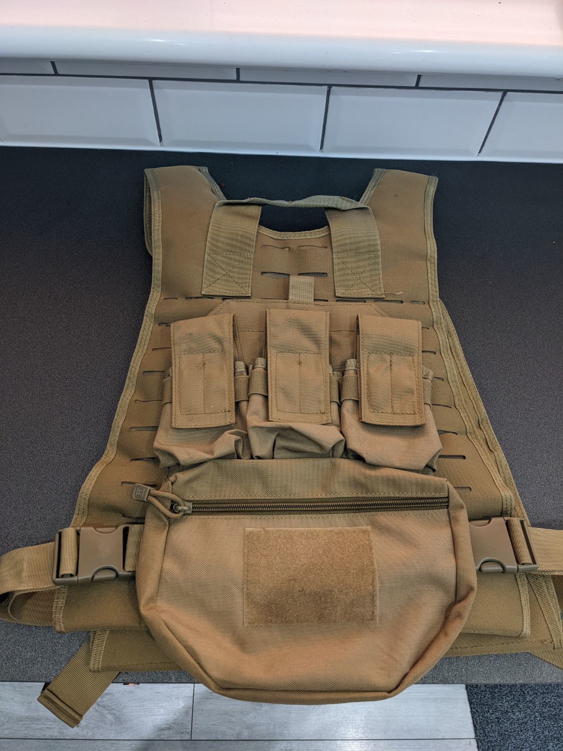 GFC MBSS Laser Cut Tactical vest with Pouches . - Gear - Airsoft Forums UK