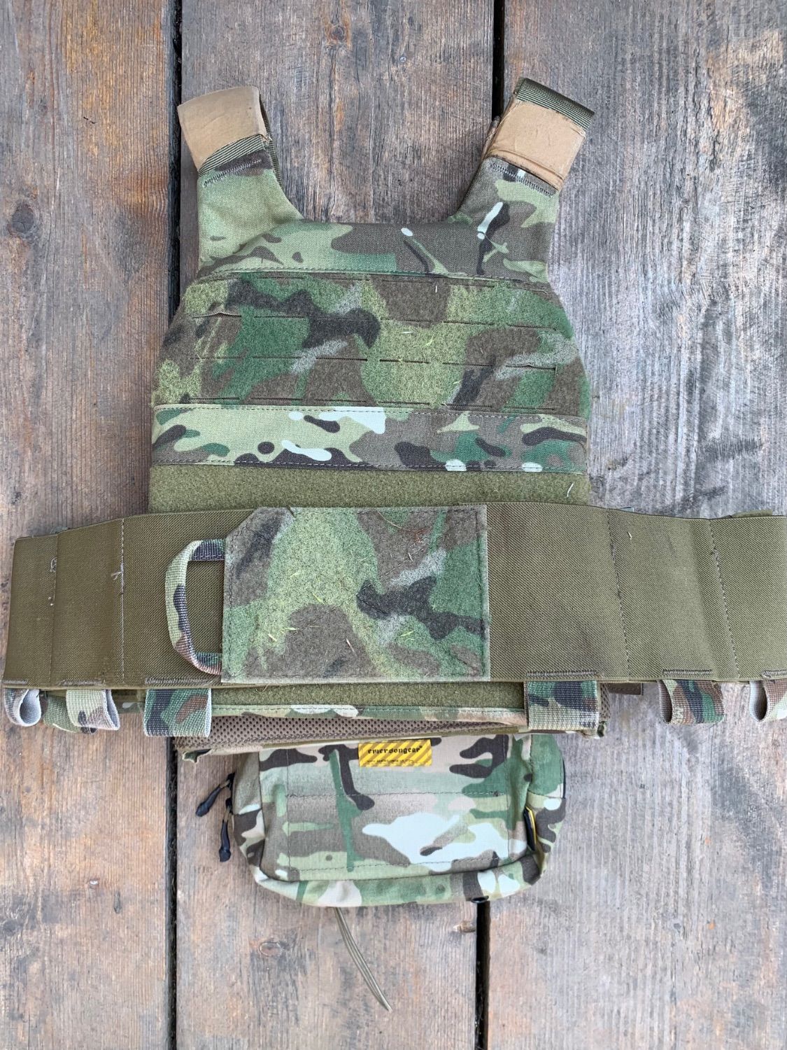 Emerson Gear Ferro Slickster repro Plate Carrier and accessories - Gear ...