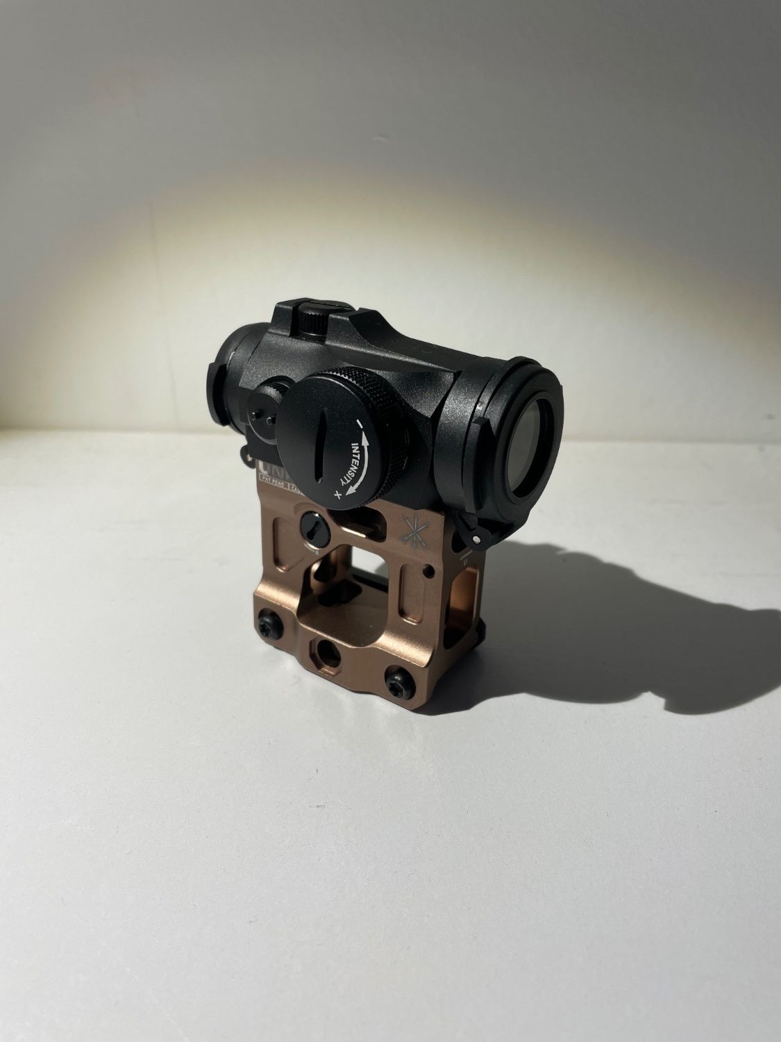 Holy Warrior Aimpoint T2 w FDE “Unity” mount - Parts - Airsoft