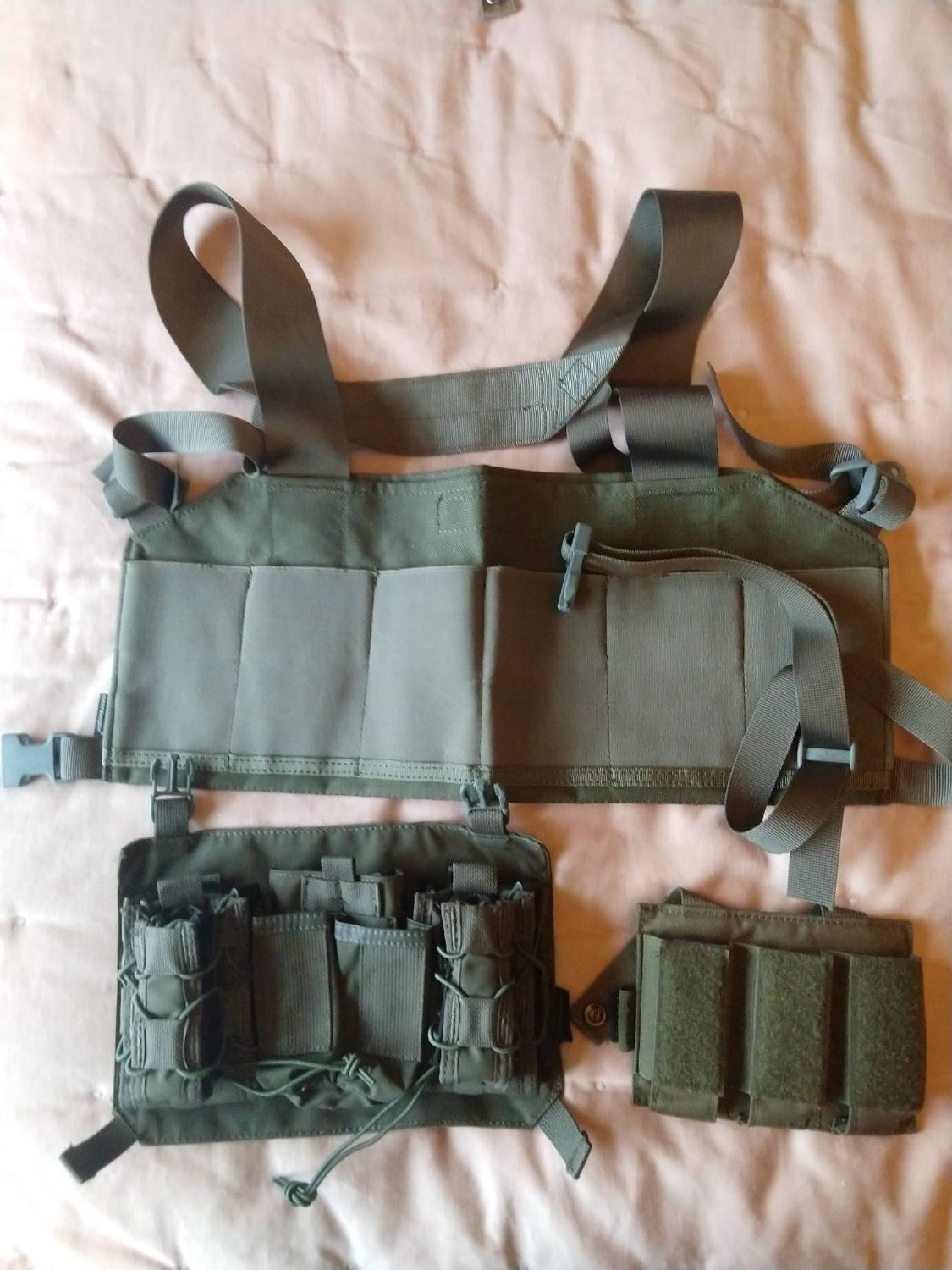 Ranger Green Pouches - Gear - Airsoft Forums UK