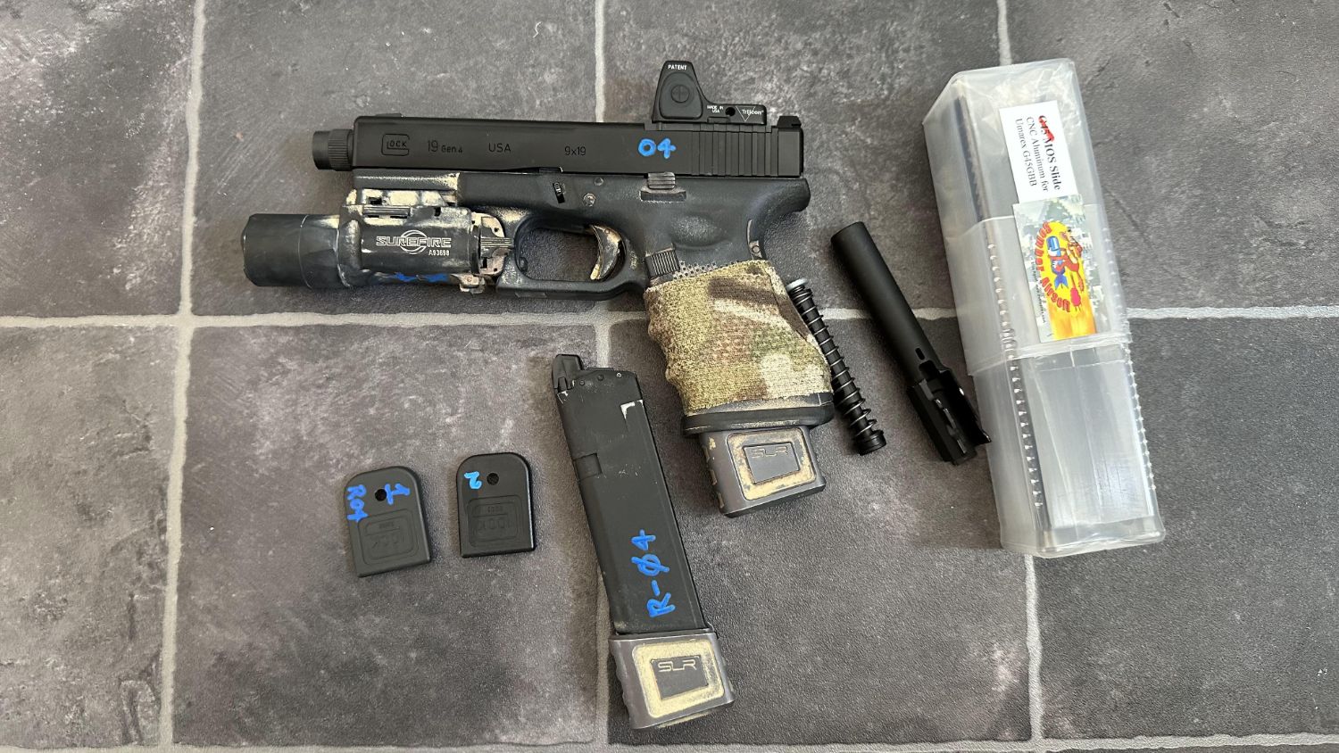 Umarex Glock 19 Gen 4 with Bomber MOS slide kit and threaded