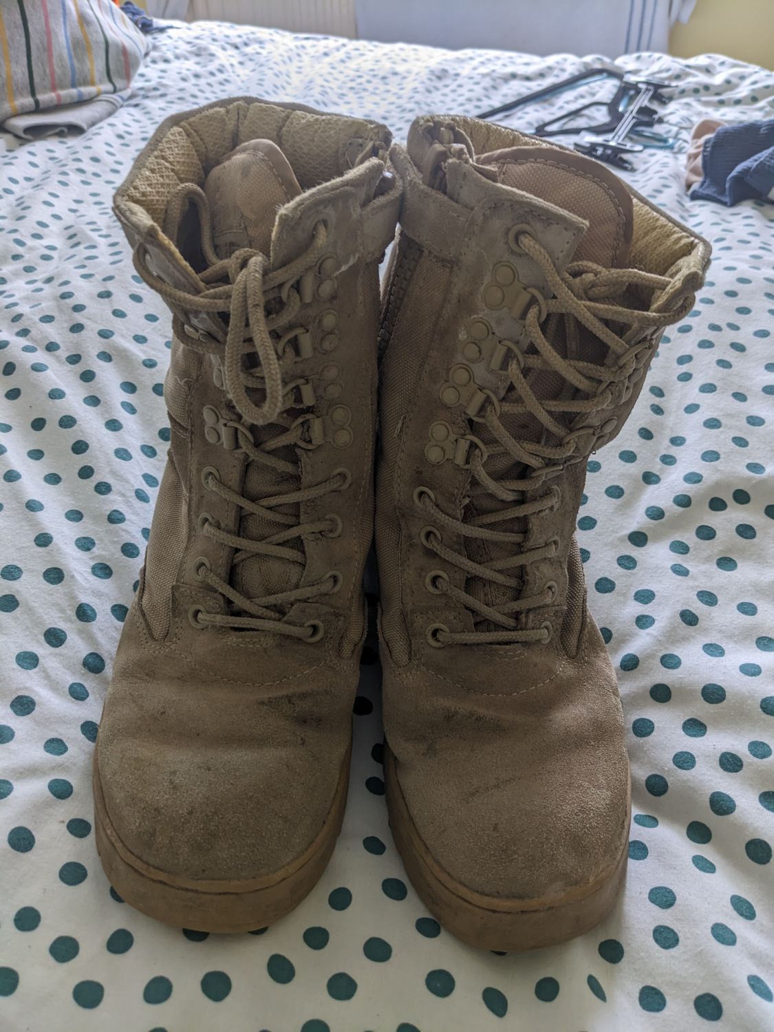 savage island combat boots