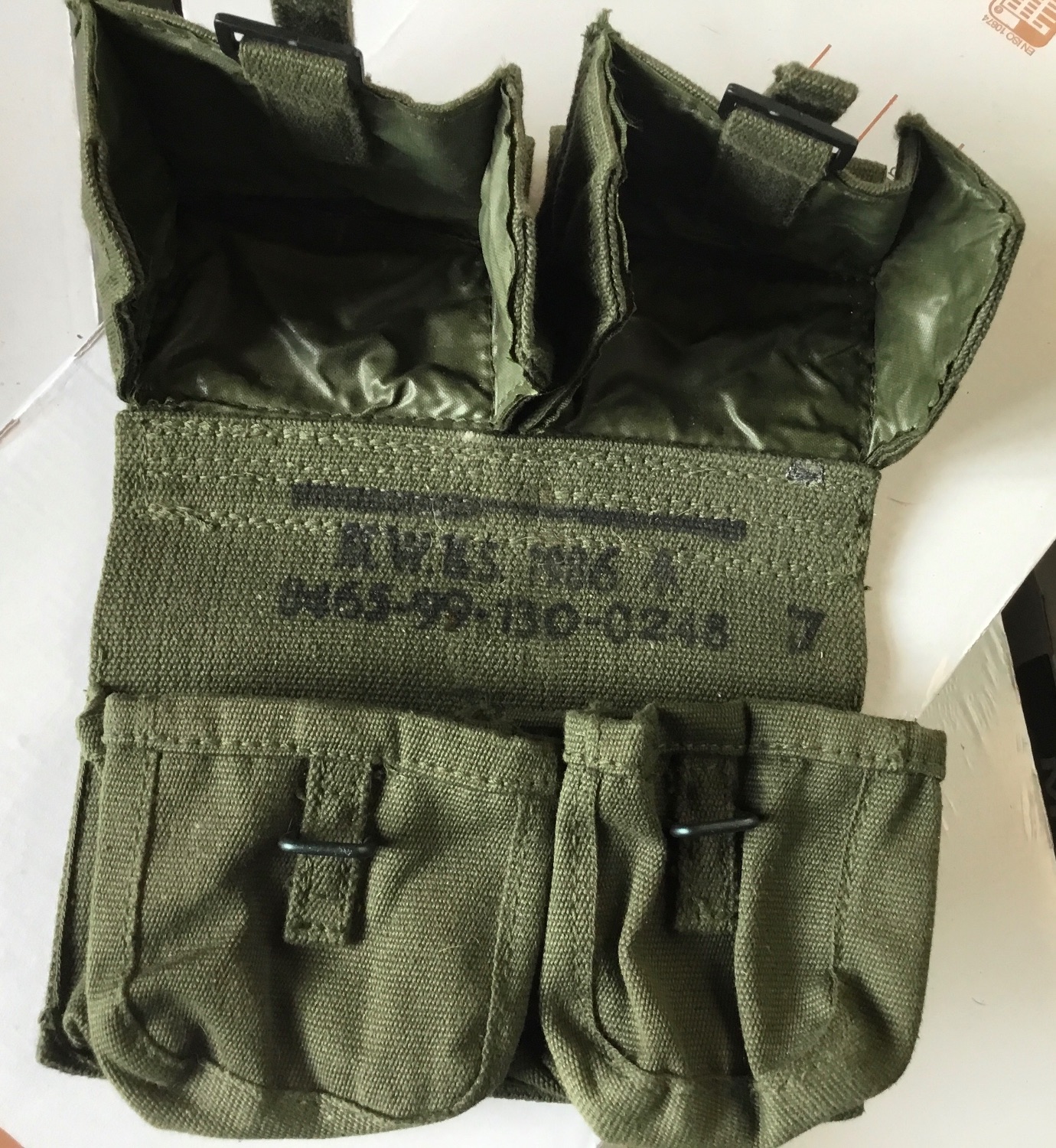 Genuine sas drop loop mag pouch - Gear - Airsoft Forums UK