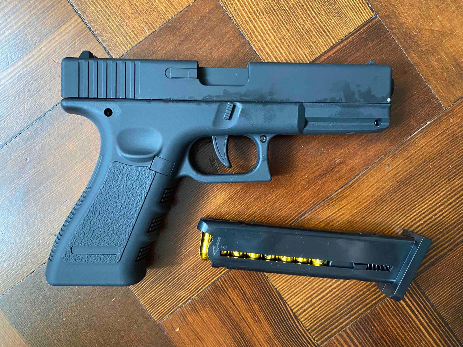 Shell Ejecting Glock - Spring Pistols - Airsoft Forums Uk