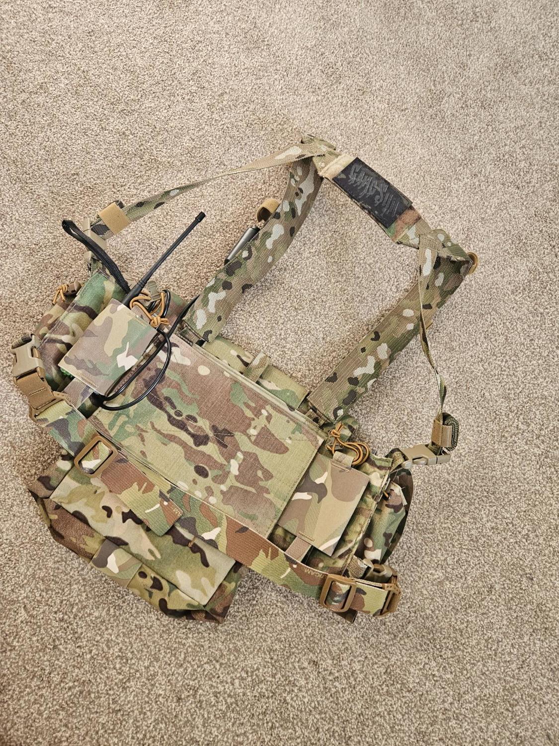 ONWARD RESEARCH RECCE RIG チェストリグ M81（T.REX ARMS Quad