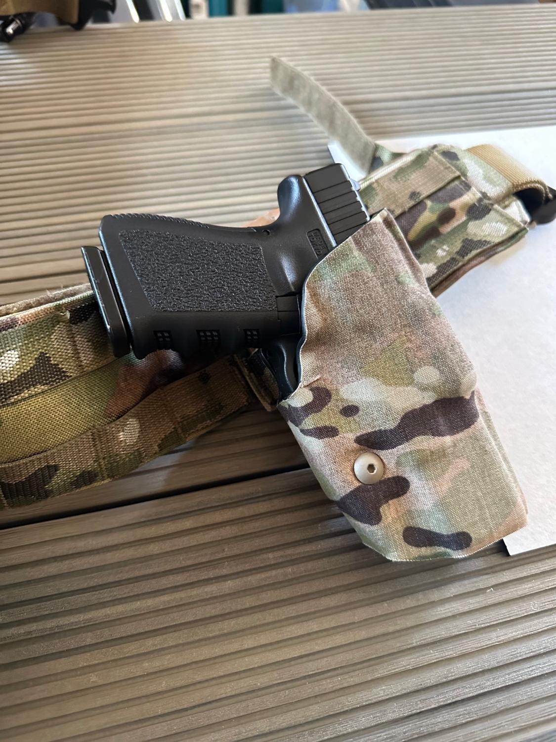 Tokyo Marui Glock 19 and Genuine Safarliand - Gas Pistols - Airsoft ...