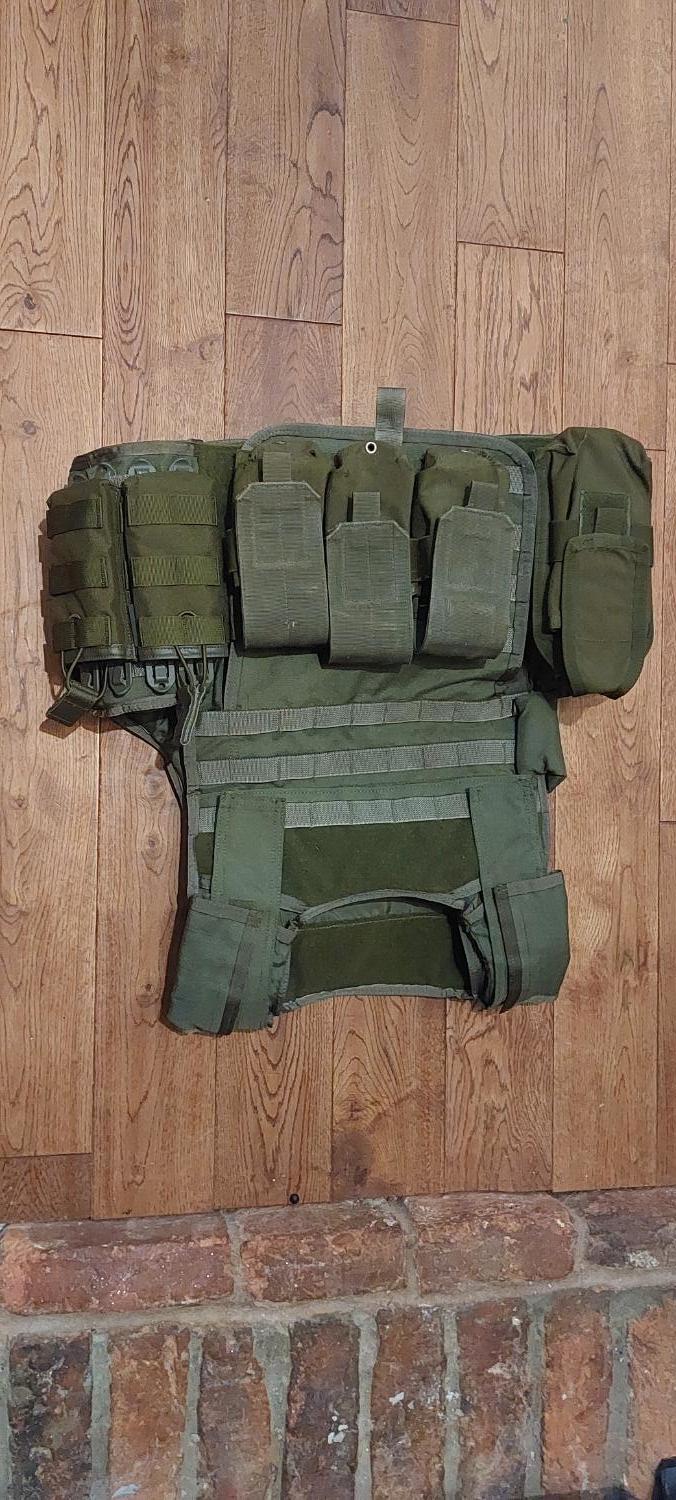 Paraclete RMV plate carrier with blackhawk pouches TF Black UKSF - Gear ...