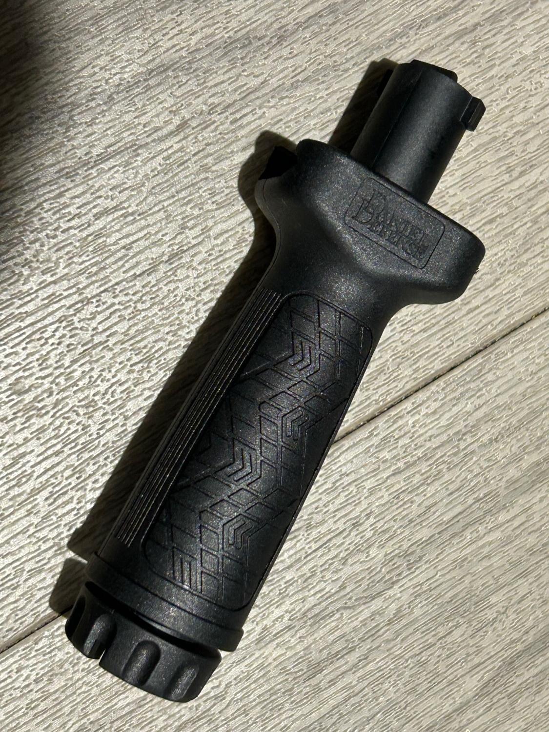 Daniel defense front grip - Parts - Airsoft Forums UK