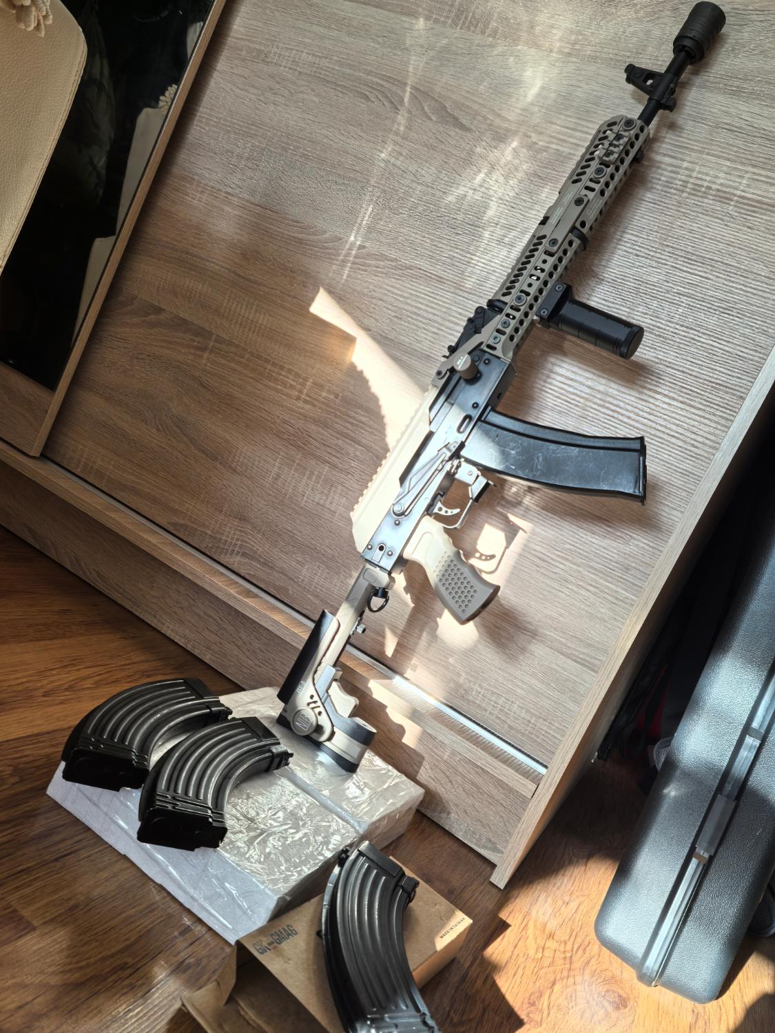 完全無欠品。 GHK AK74M Zenitco