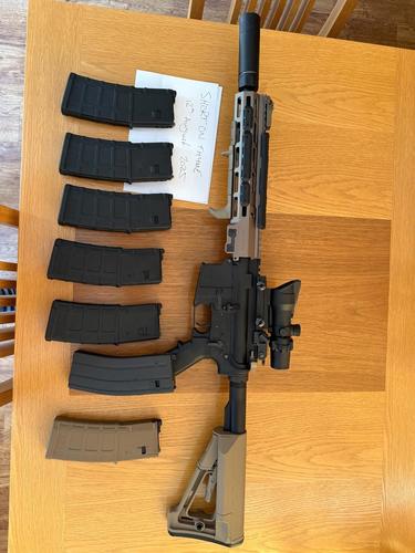 More information about "TM URGI 11.5” + 7 Mags As New"