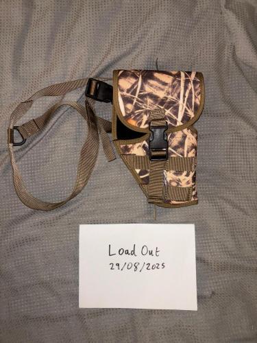 More information about "Falco Holsters D710 Universal Right Hand Chest/Belt Holster Camouflage"