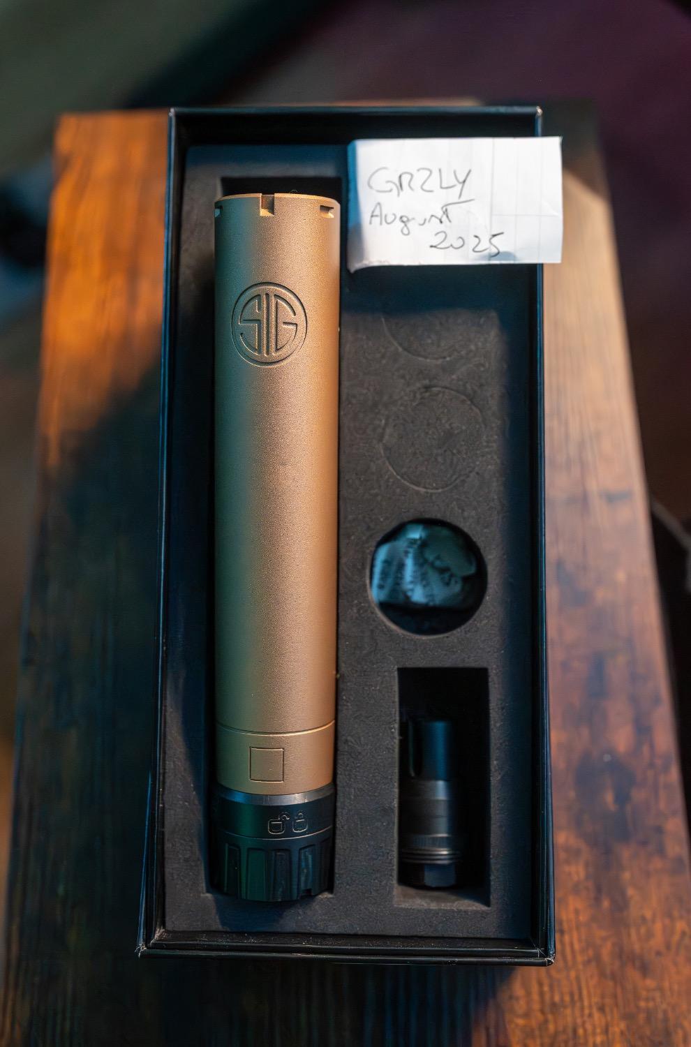 More information about "Sig Sauer SLH 300 suppressor FDE anodised - Premium steel version"