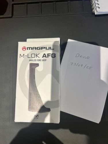 More information about "Magpul AFG"