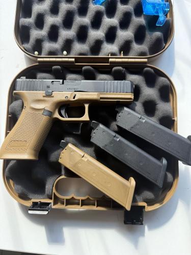 More information about "Umarex VFC Glock 17 Gen 5 GBB"
