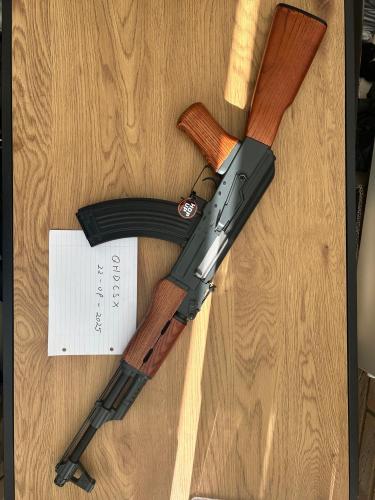More information about "CYMA realwood ak47 cm.042"