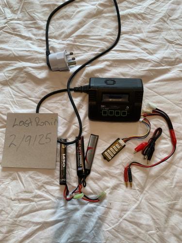 More information about "We sm4 charger an battery"