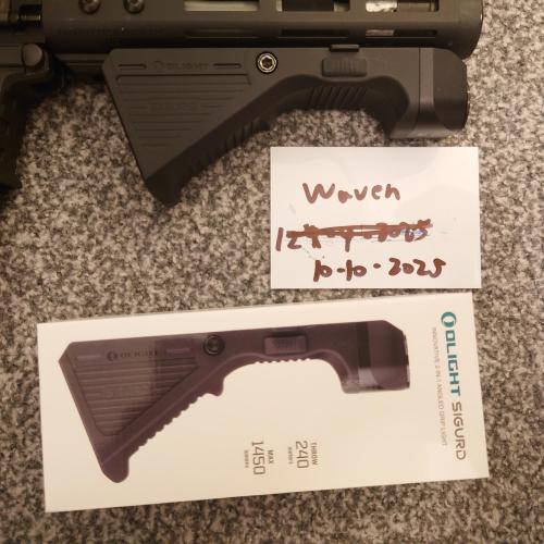 More information about "Olight Sigurd angled foregrip flashlight"