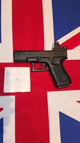 More information about "Tokyo Marui Glock 19 with sight"