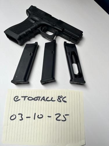 More information about "GHK Glock 17 (Steel Slide) + 3 Mags"