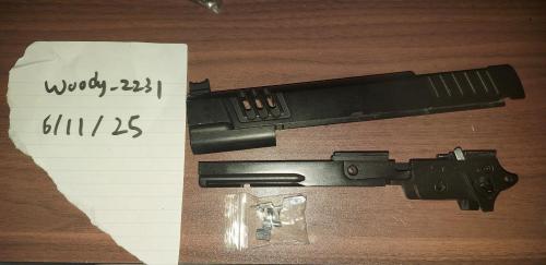 More information about "Army R613 frame & slide"