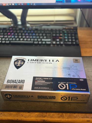 More information about "Umbrella Corporation x Tokyo Marui x Resident Evil BIOHAZARD Albert.W.Model 01 Performance GBB"