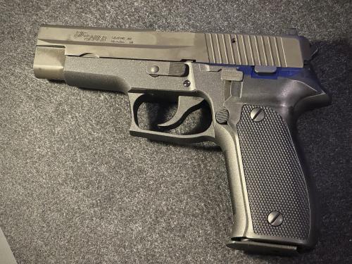 More information about "P226 Non Railed Holster"