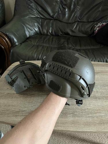 More information about "Helmet with mandalorian mask and bayonet"